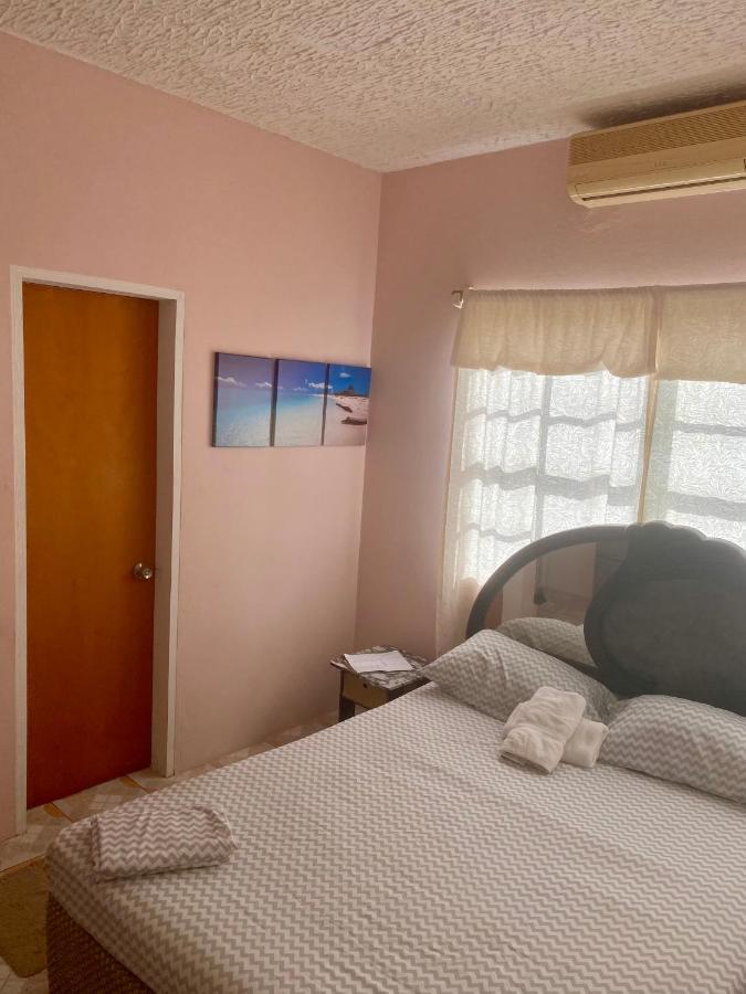 Beverley'S Guest House, Nevis Exterior photo